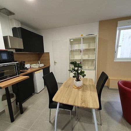 Grand studio Gravelines centre , 5 mn du cnpe et de la plage, absence de chambre privative Extérieur photo